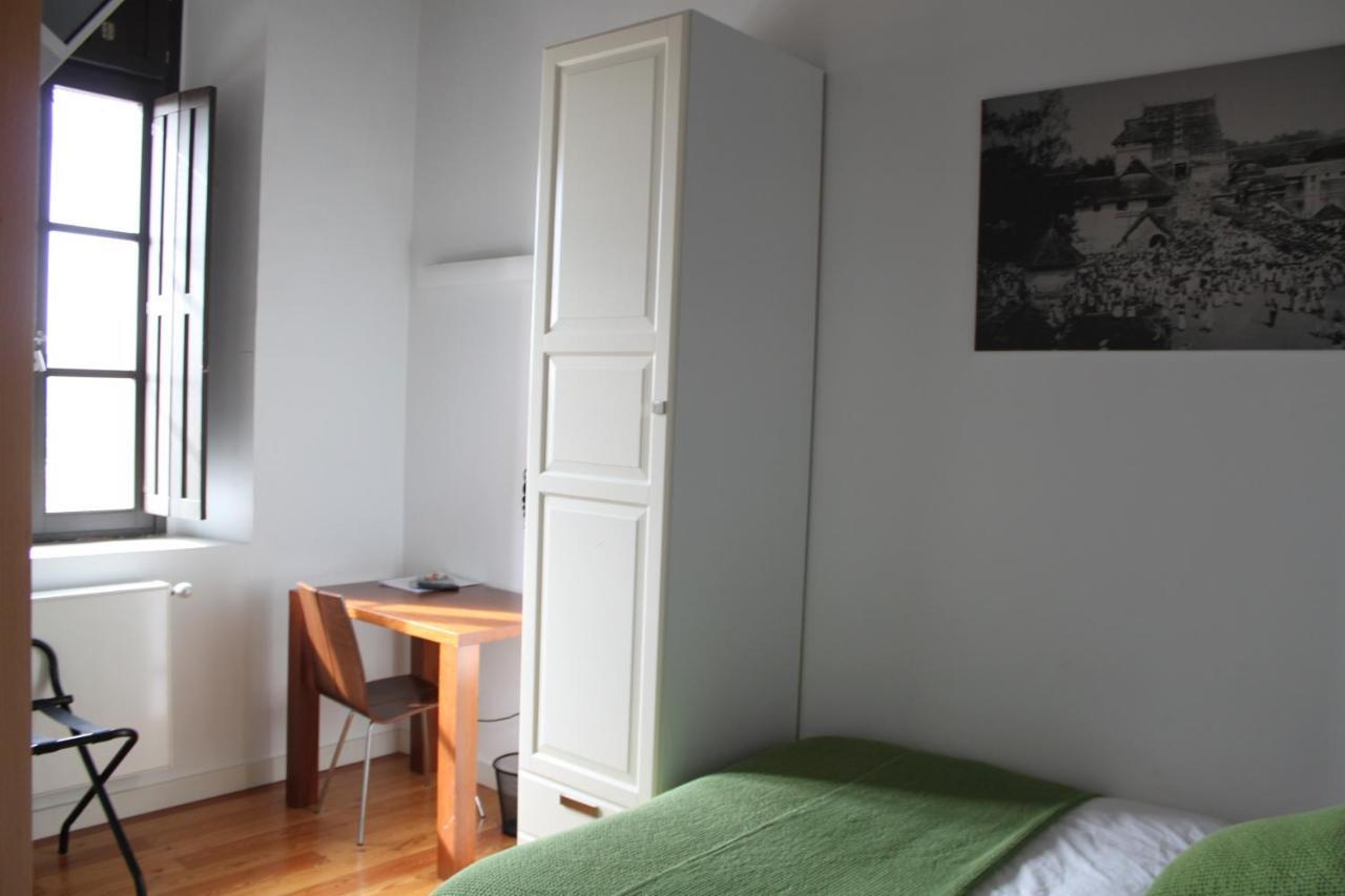 Hospederia De Alesves Hotel Villafranca Room photo